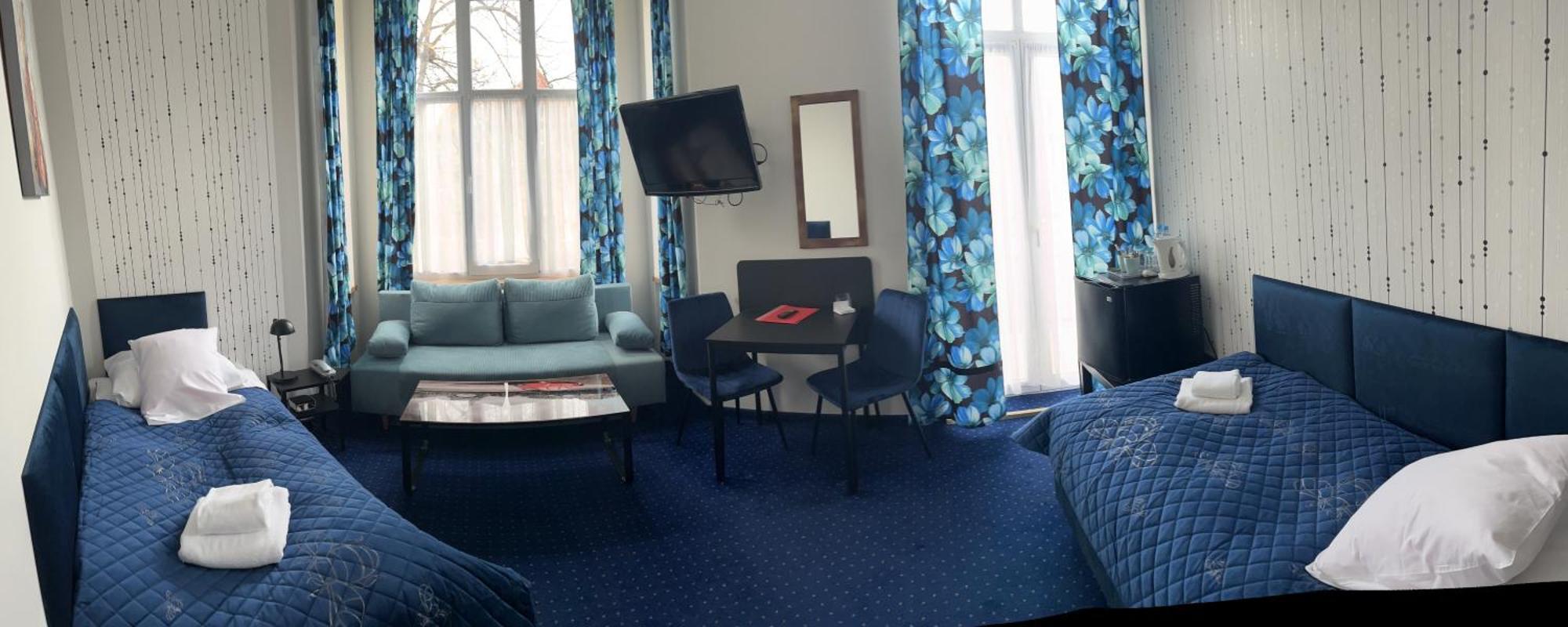 Hotel Bella يلينيا غورا المظهر الخارجي الصورة