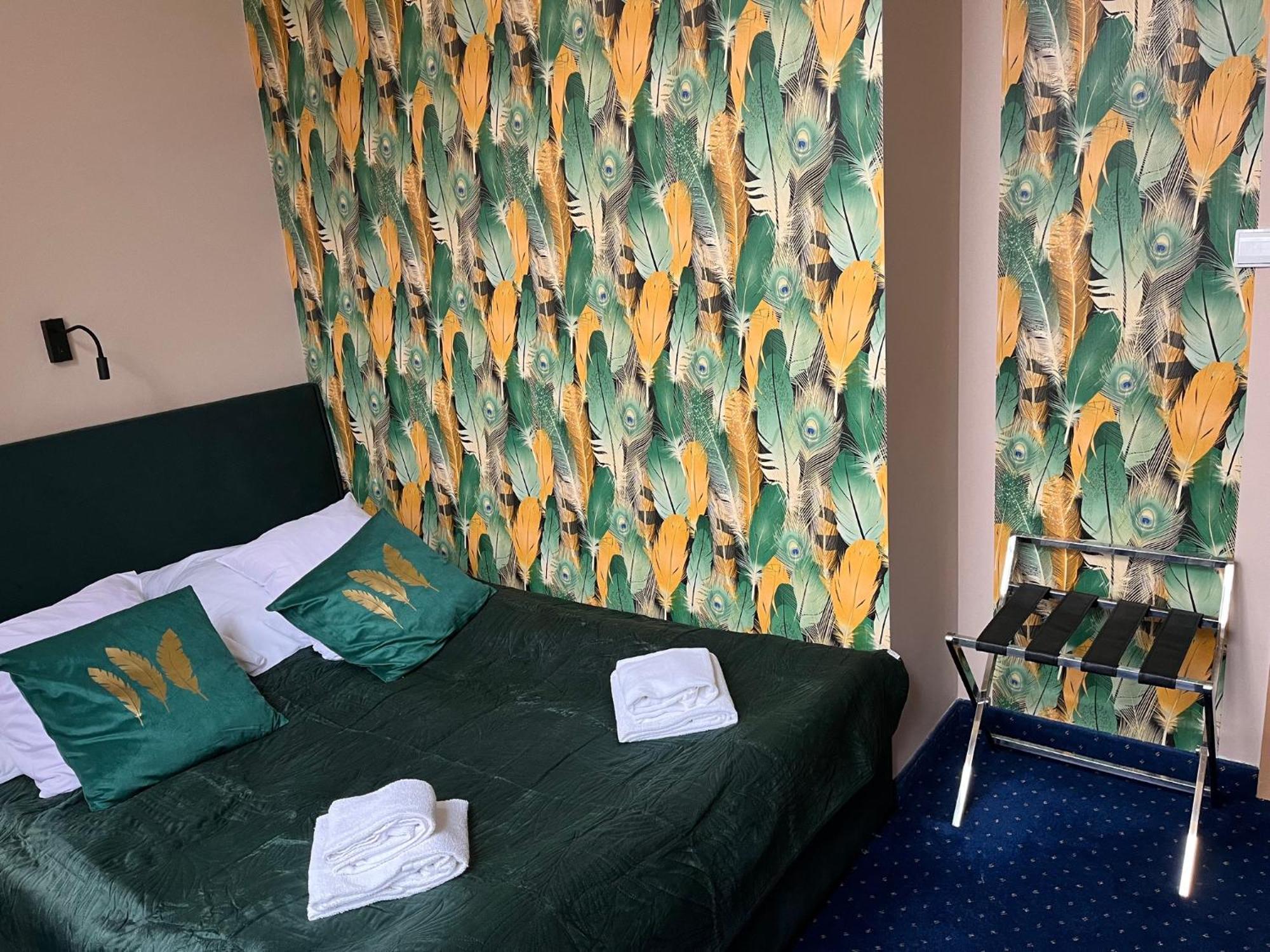 Hotel Bella يلينيا غورا المظهر الخارجي الصورة
