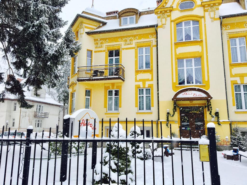 Hotel Bella يلينيا غورا المظهر الخارجي الصورة
